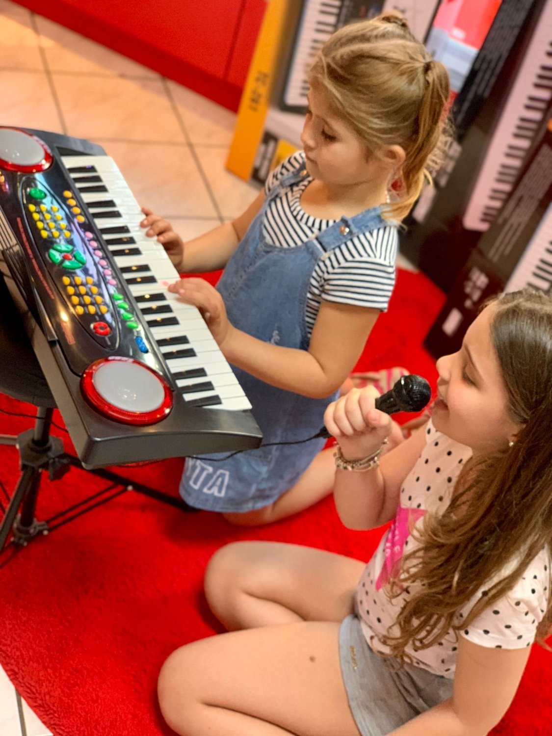 Teclado Mini Turbinho Infantil 44 Teclas Ym-238c Com Microfone E Fonte
