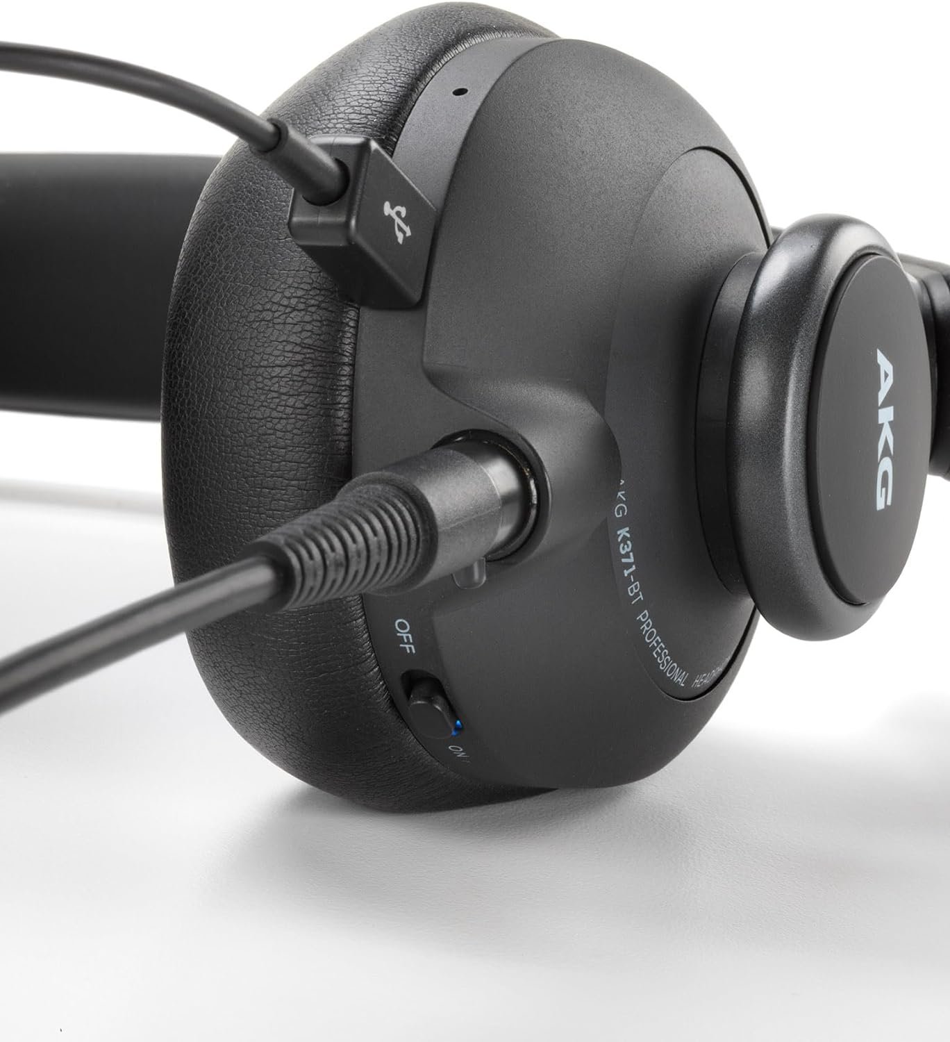 Fone AKG K371BT Profissional Bluetooth c/ cabo removível 40H Bateria